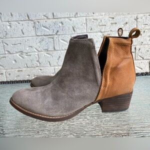 Diba True Leather Two-Tone Ankle Booties Size 7